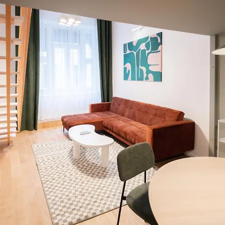 I Got 5 On It - Brand New By Pink Flamingo Appartement *
